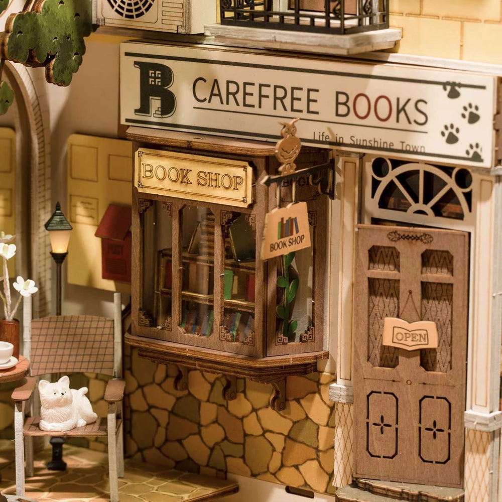 Carefree Books et son enseigne Book Shop