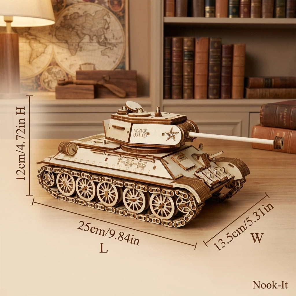 Puzzle 3D en bois thème Tank Militaire, vue avec dimensions, éclairage externe mettant en valeur la maquette, décoration Nook-It.