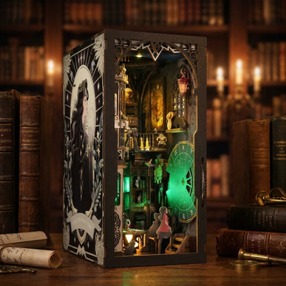 Book Nook Cabinet Sibylle Tarot Bois DIY – ambiance nuit – décoration Nook-It