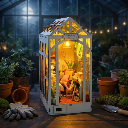 Book Nook en bois thème Green House Sunshine Town, vue Ambiance Nuit, éclairage LED chaleureux, décoration Nook-It.