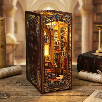 Book Nook en bois thème La Chapelle du Savoir - Temple de Sagesse, vue de profil, éclairage LED chaleureux, décoration Nook-It