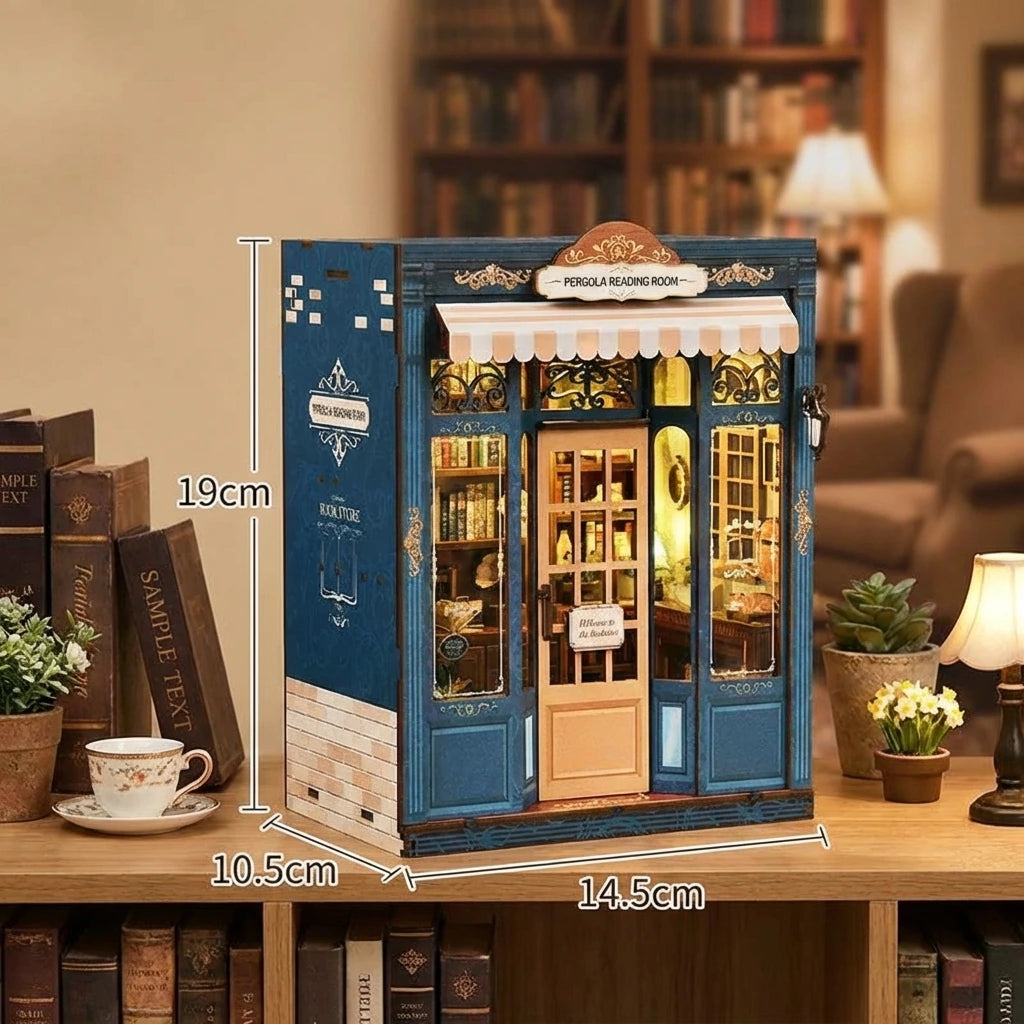 Book Nook en bois thème le coin lecture librairie, vue avec dimensions, éclairage LED chaleureux, décoration Nook-It.