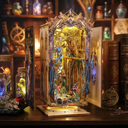 Book Nook en bois thème Pandora - Cabinet des Curiosités Fantastiques, vue Éclatée, éclairage LED chaleureux, décoration