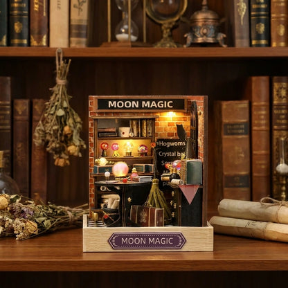 Scène Miniature Moon Magic DIY, vue Face, éclairage LED chaleureux, décoration Nook-It. Harry Potter