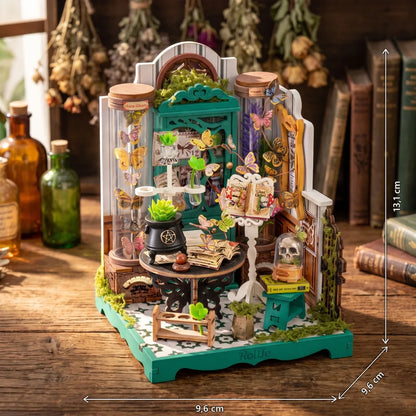 Dimensions de la maison miniature Potions Workshop : 9,6 x 9,6 x 13,1 cm