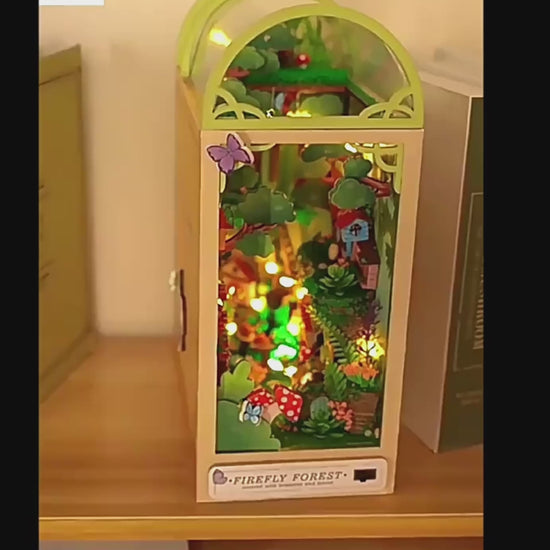 video Book Nook - La Forêt des Lucioles  - Garden House