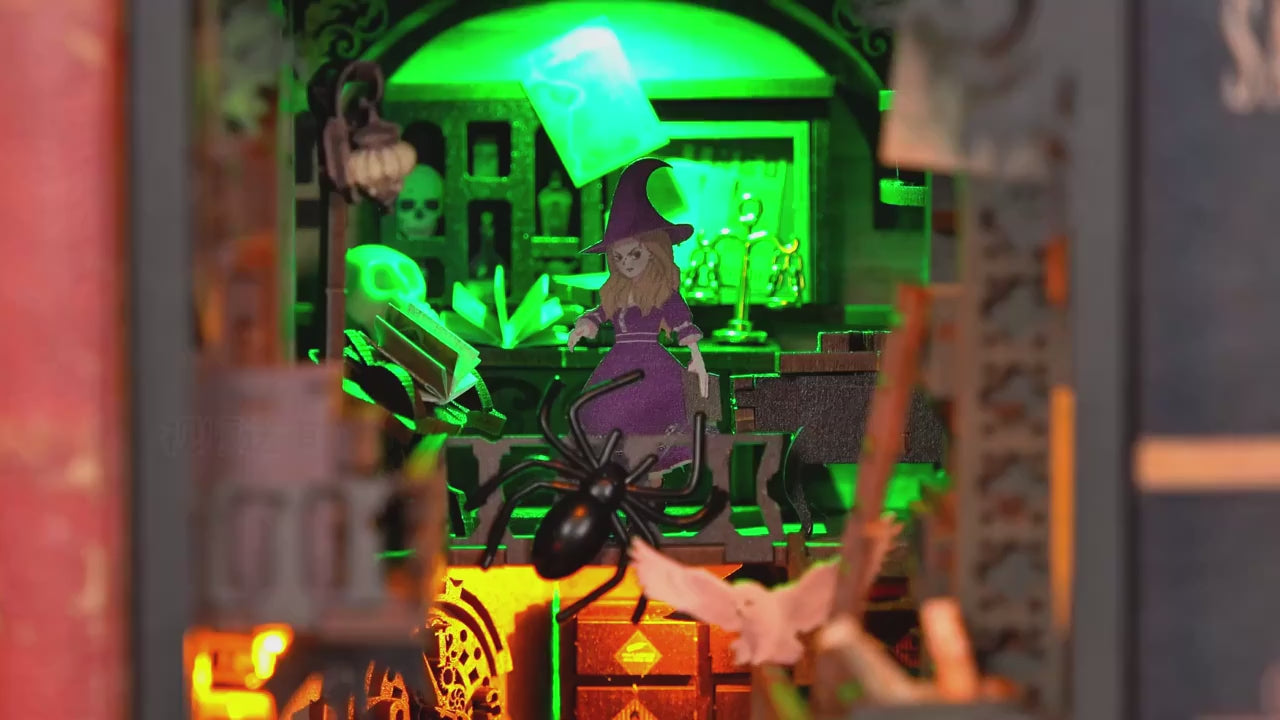 Vidéo de présentation du Book Nook Maison de la Sorcière DIY en bois avec éclairage LED - Nook-It