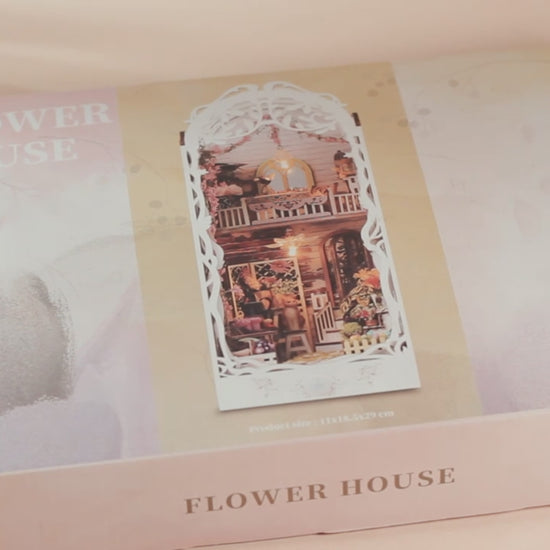 Vidéo de présentation du Book Nook Maison Fleurie Serre Florale en bois avec éclairage LED - Nook-It