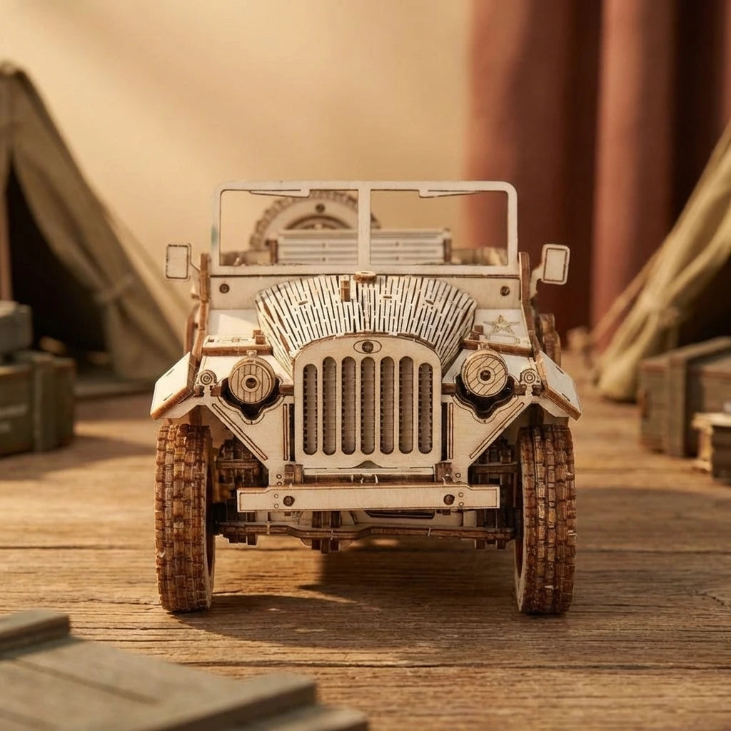 Puzzle 3D en bois thème Jeep Militaire 1944, vue de face, éclairage externe mettant en valeur la maquette, décoration Nook-It